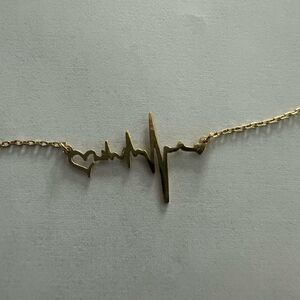 Dainty Heartbeat Necklace